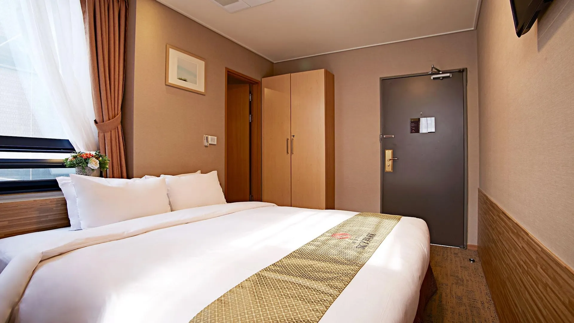 Hotel Skypark Myeongdong 2 Seoul