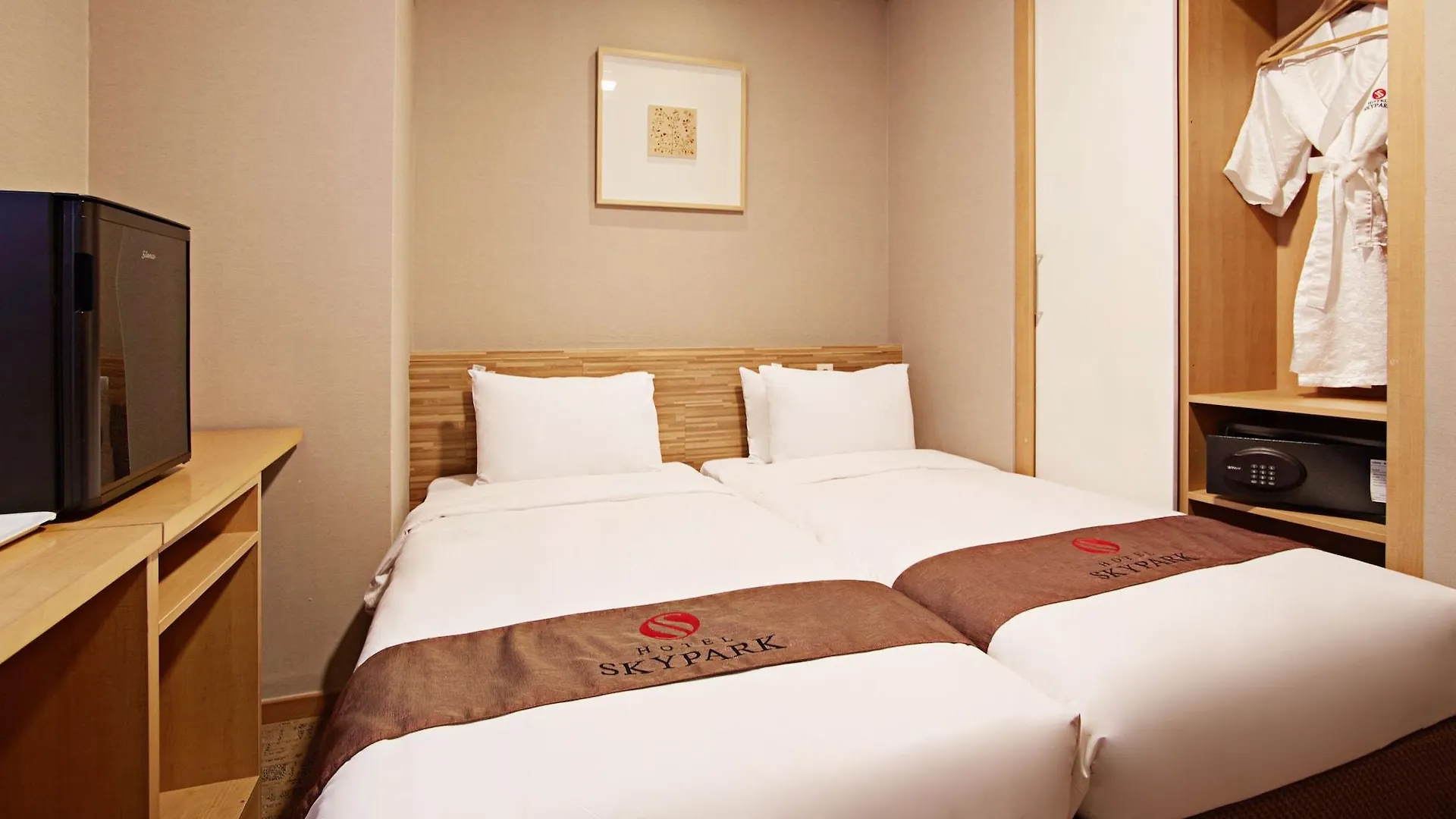 Hotel Skypark Myeongdong 2 Seoul